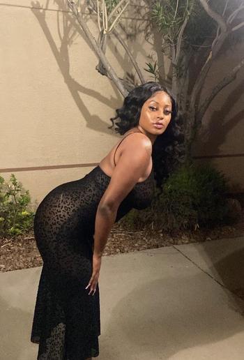 713-294-0885, 27  female escort, Virginia Beach