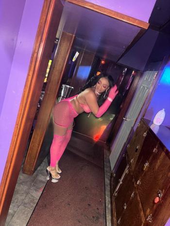 Ririh Luv , 23  female escort, Virginia Beach